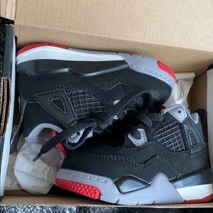 Jordan 4 Retro